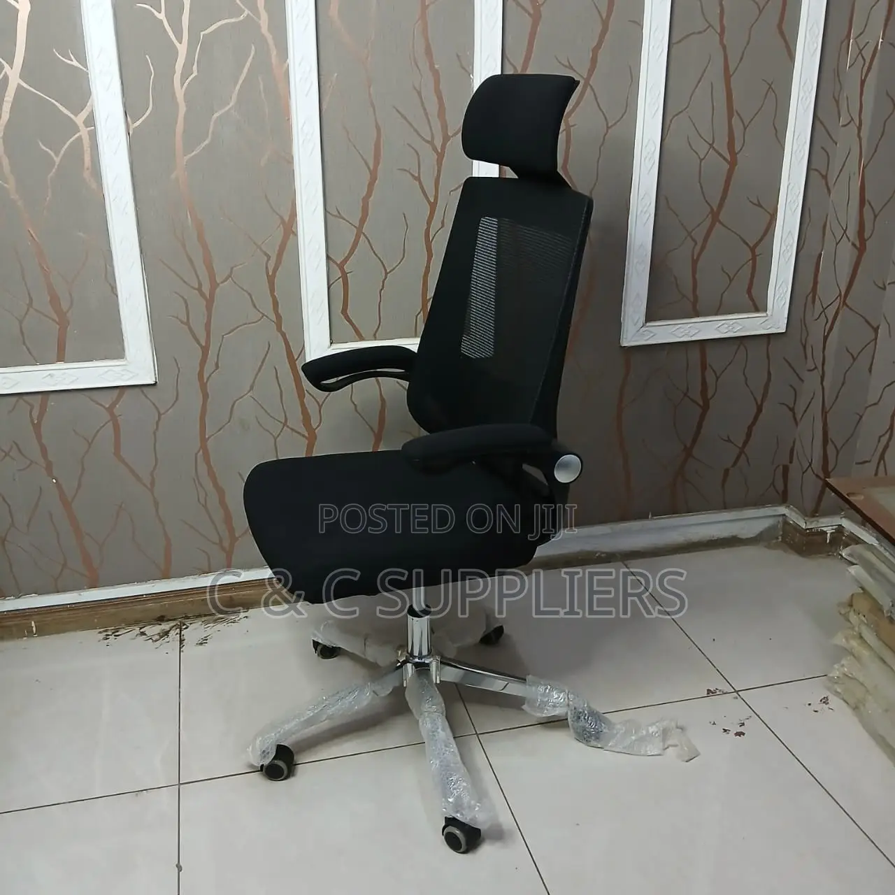 Swivel Ergonomic Seat