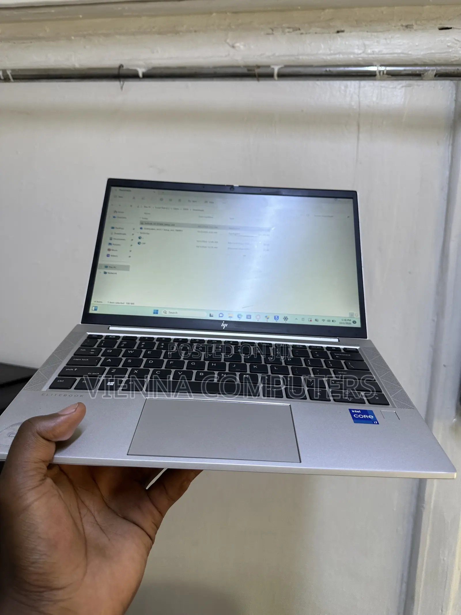 Laptop HP EliteBook 830 G8 8GB Intel Core i7 SSD 512GB