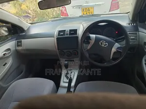 Toyota Axio 2012 Silver