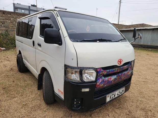 Toyota HiAce 2014 White - thumbnail 6