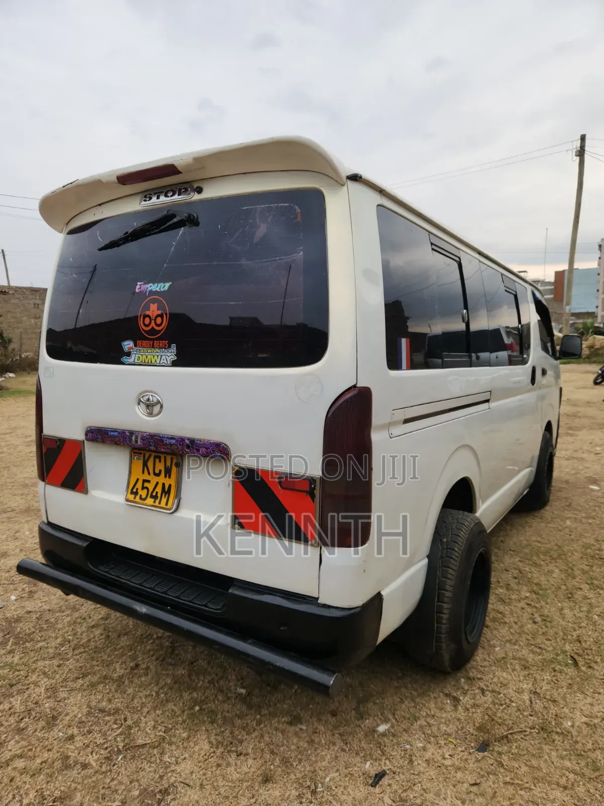Toyota HiAce 2014 White
