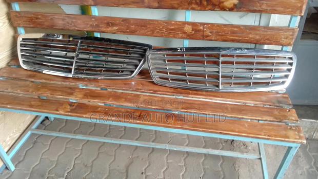 Mercedes W210/W211 Grill - thumbnail 2