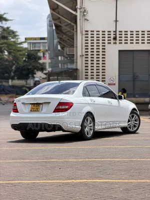 Mercedes-Benz C200 2013 White