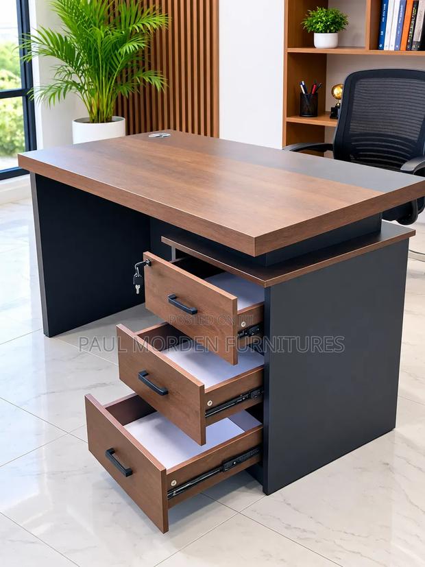 1.2m Office Premium Executive Table With Three Storage Cabinet