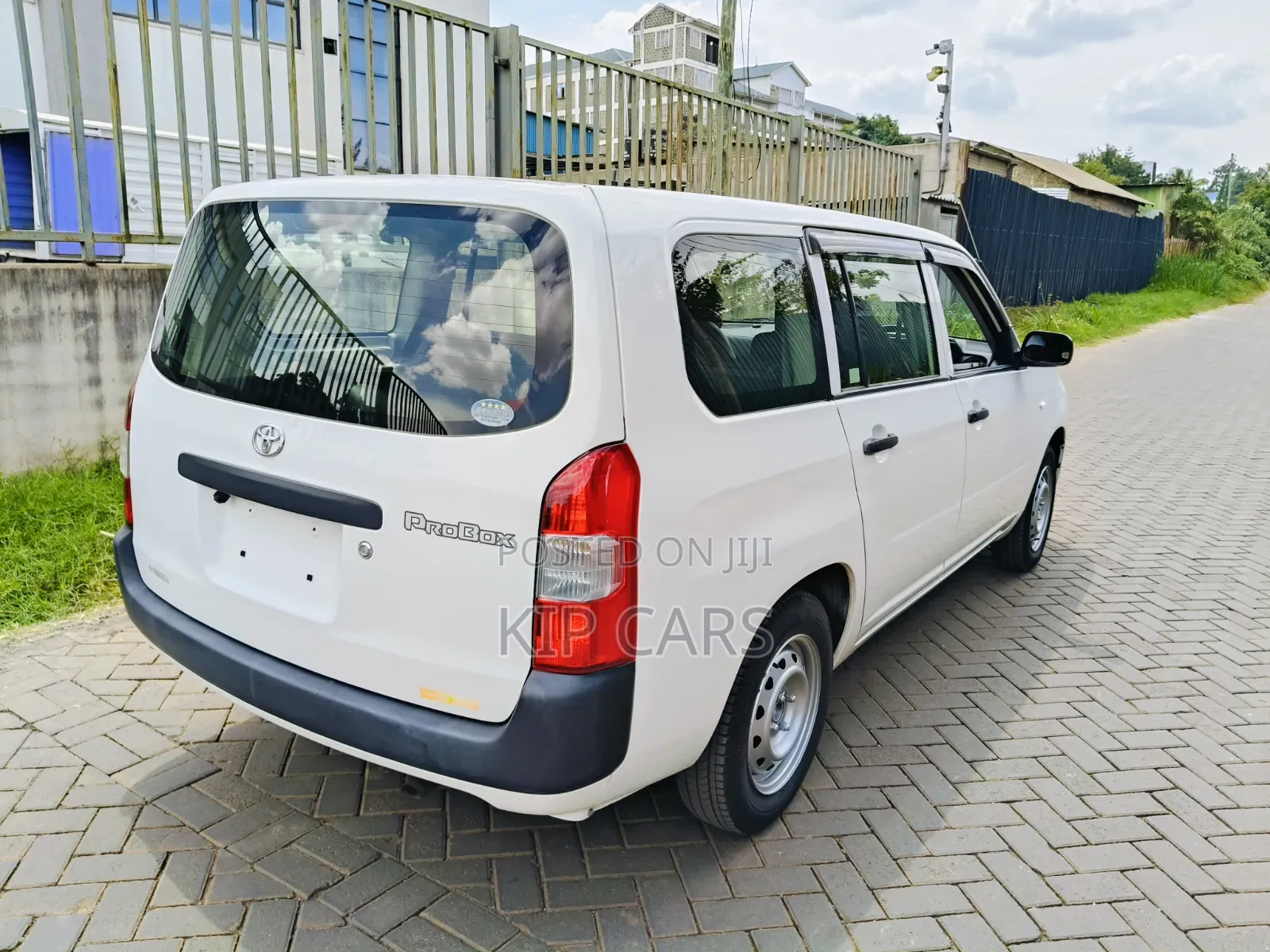 Toyota Probox 1.5 DX 4WD 2019 White