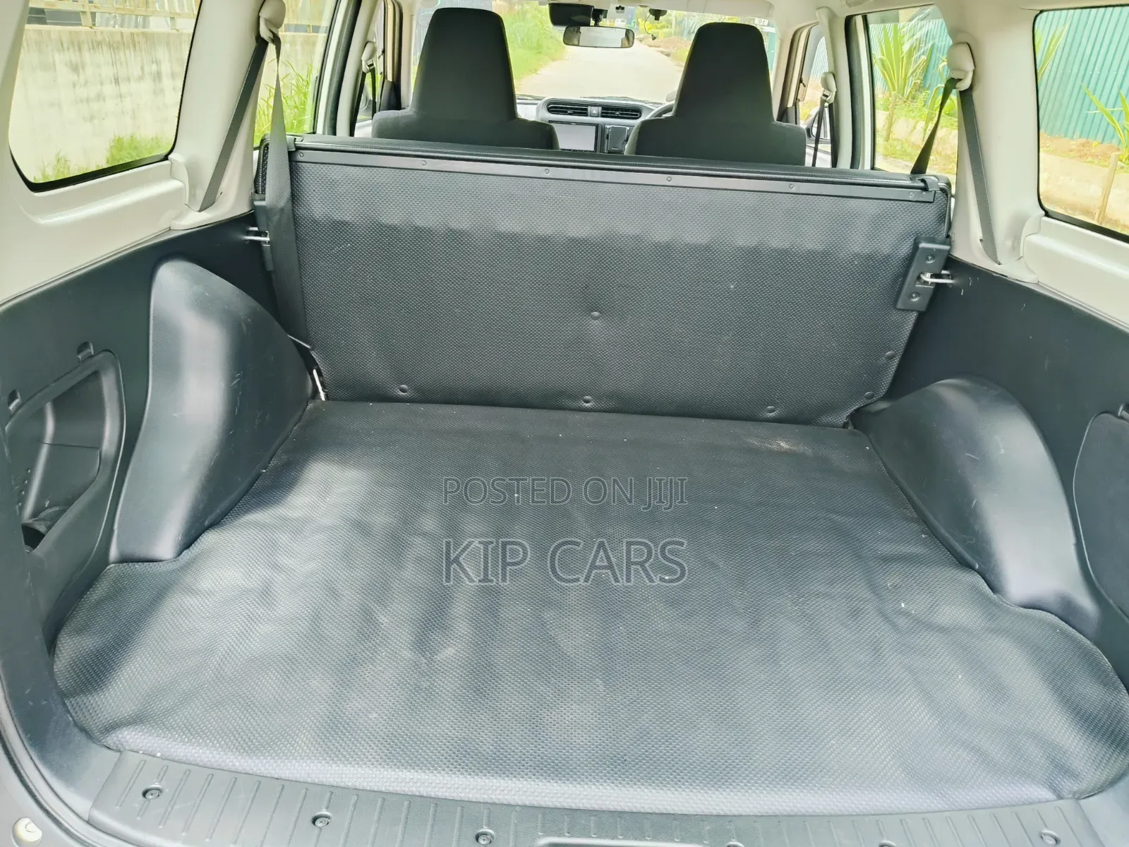 Toyota Probox 1.5 DX 4WD 2019 White