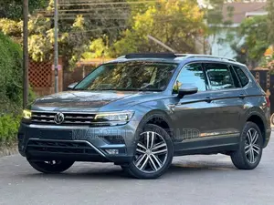 Volkswagen Tiguan 2.0T S AWD 4MOTION 2019 Gray