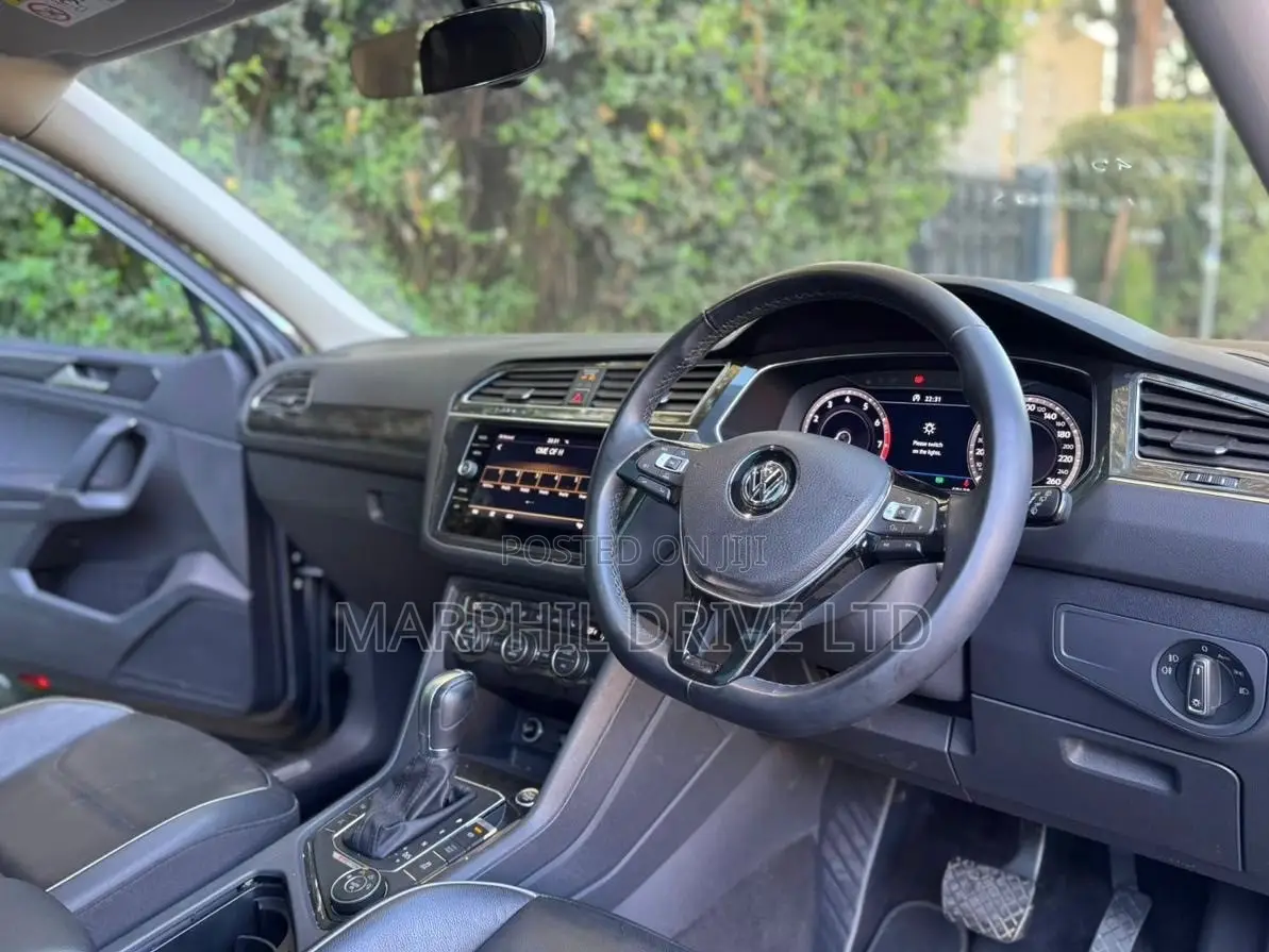 Volkswagen Tiguan 2.0T S AWD 4MOTION 2019 Gray