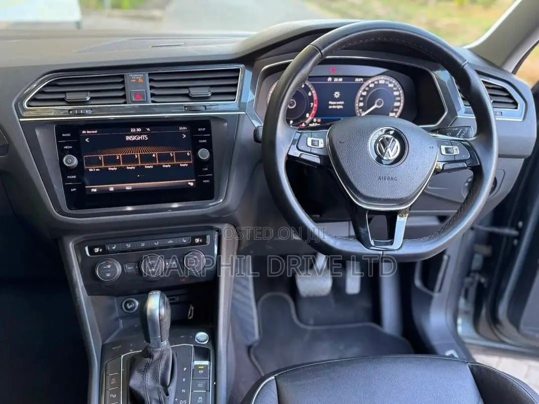 Volkswagen Tiguan 2.0T S AWD 4MOTION 2019 Gray