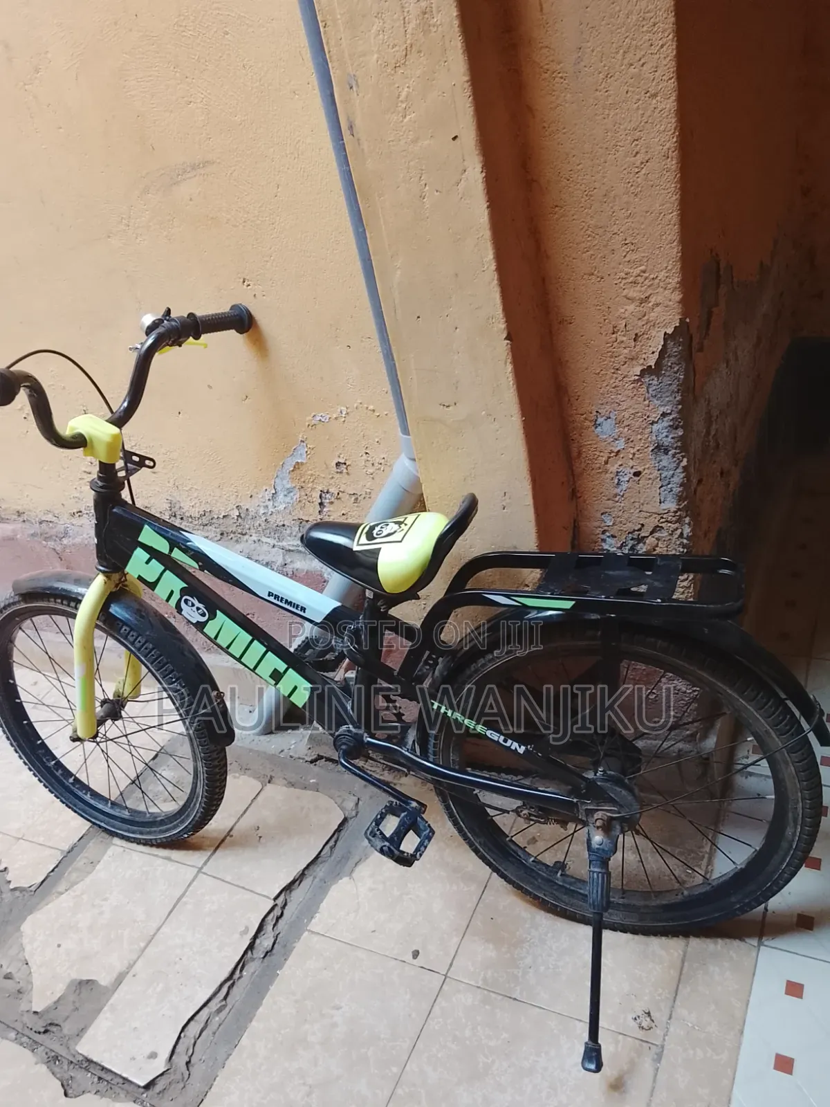 Selling a Premier Bicycle Size 20 in a Good Condition