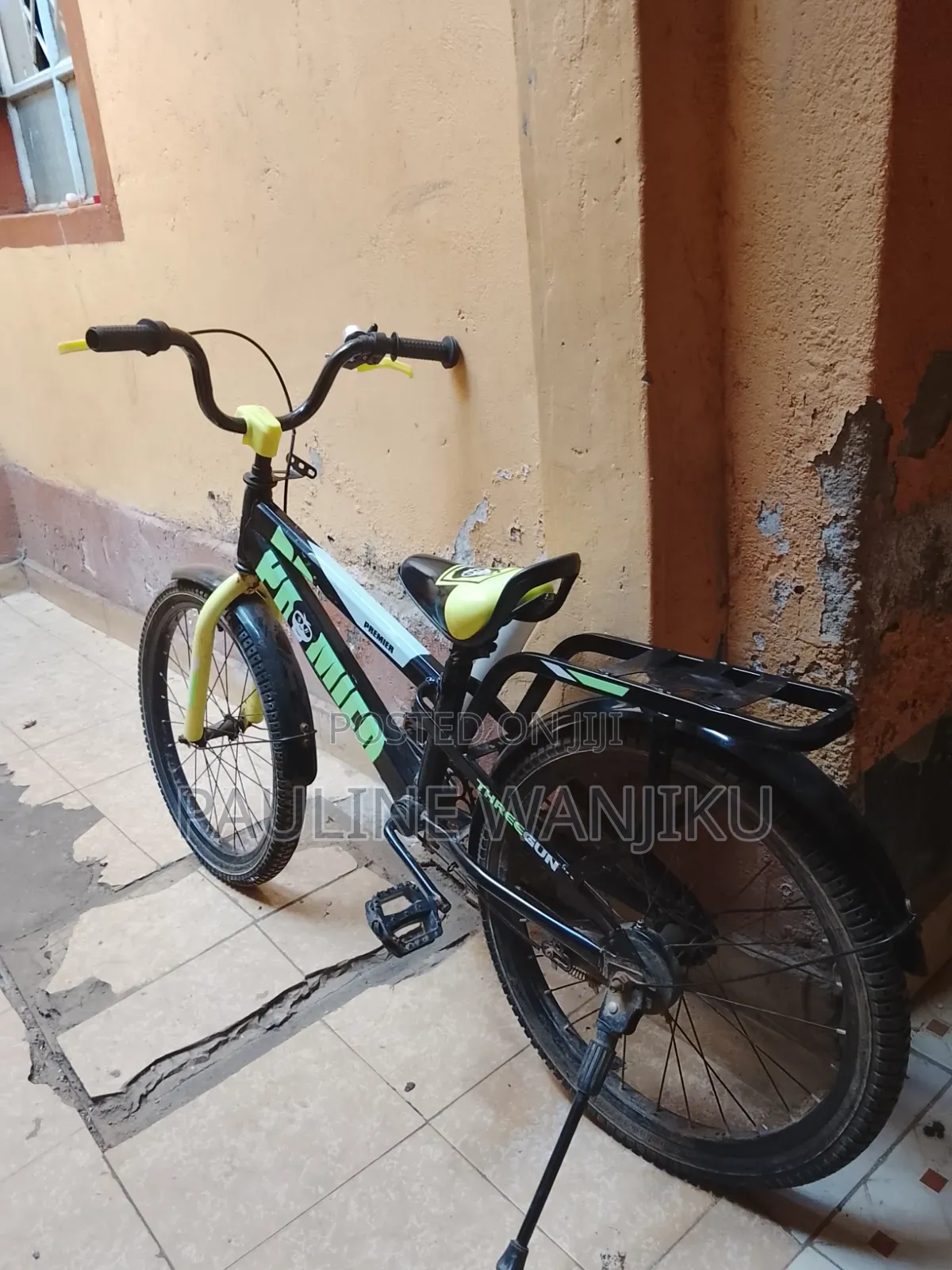 Selling a Premier Bicycle Size 20 in a Good Condition