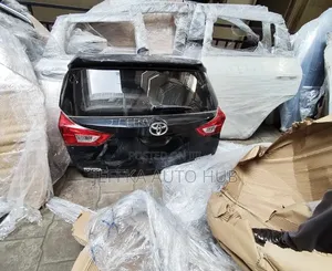 Auris 2014 Boot