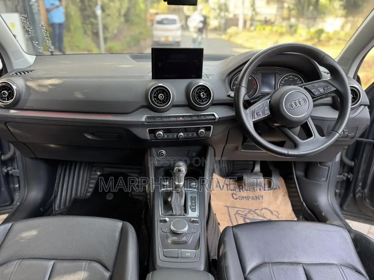 Audi Q2 2019 Gray