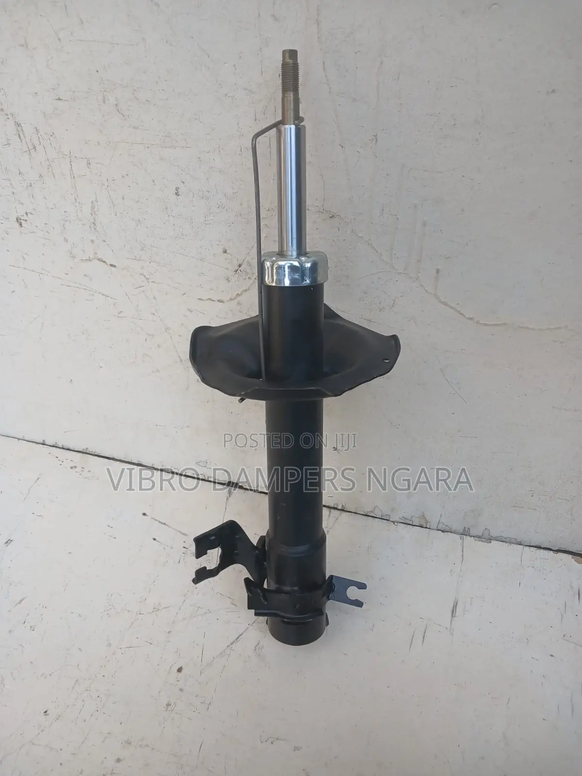 Nissan Sunny Front Shock