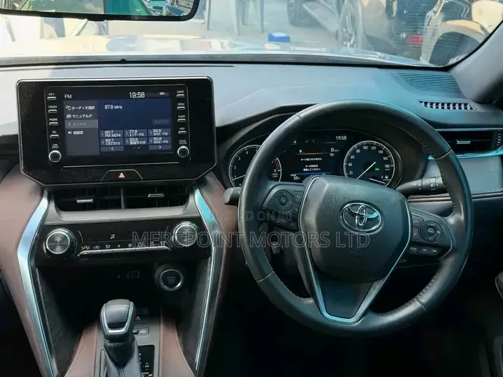 Toyota Harrier 2020 Silver
