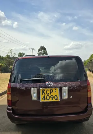 Toyota Succeed 2011 Maroon