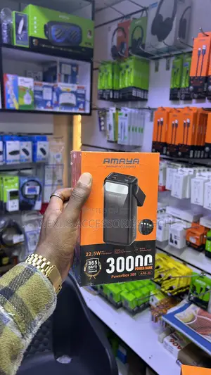 Amaya 30000mAh Power Bank 22.5W Fast Charging,Built-in Cables,display