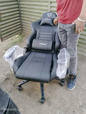 Luxury High Back Gaming Chair - Reclining Office Chair