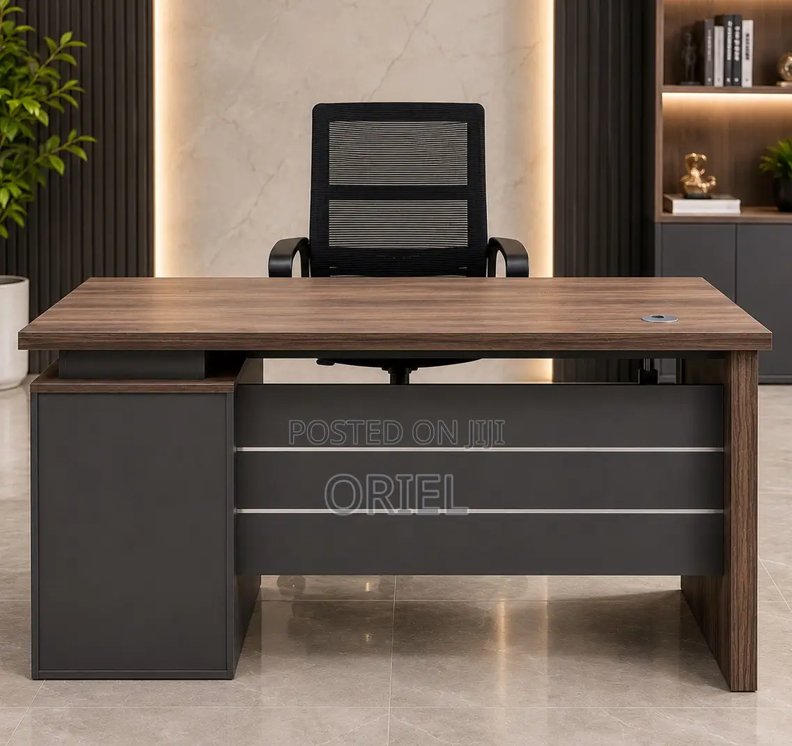 High-Quality 1400mm Executive Office Desk.