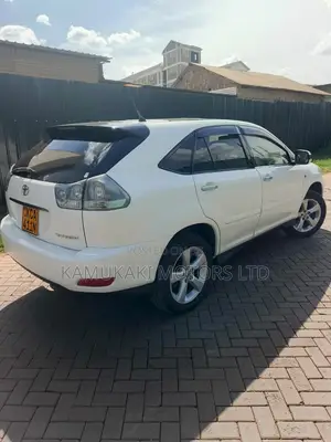 Toyota Harrier 240G 2007 White