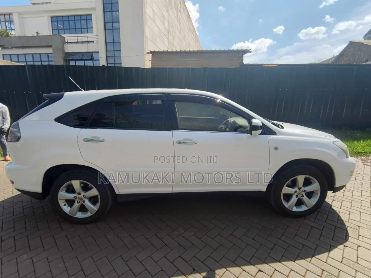 Toyota Harrier 240G 2007 White