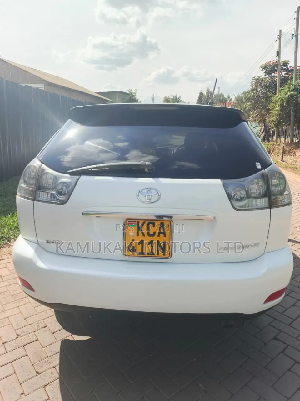 Toyota Harrier 240G 2007 White