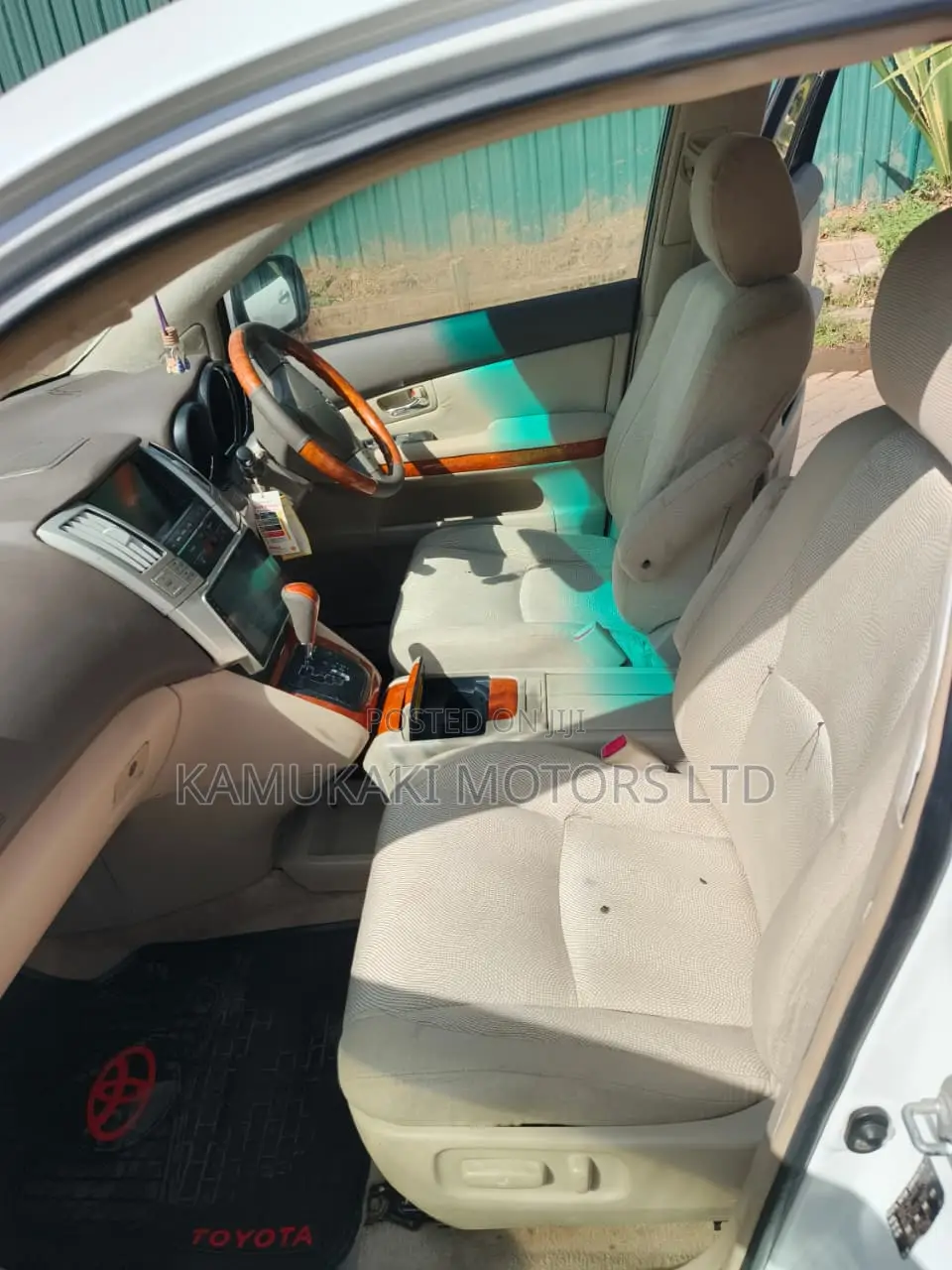 Toyota Harrier 240G 2007 White
