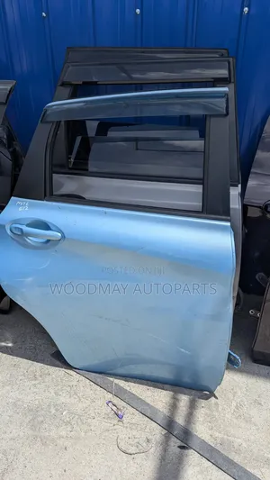 Nissan Note E12 Rear Door