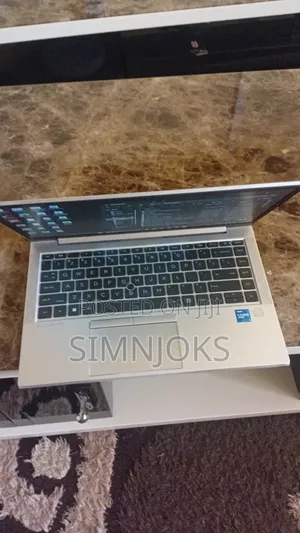 New Laptop HP EliteBook 840 G8 16GB Intel Core i5 SSHD (Hybrid) 256GB