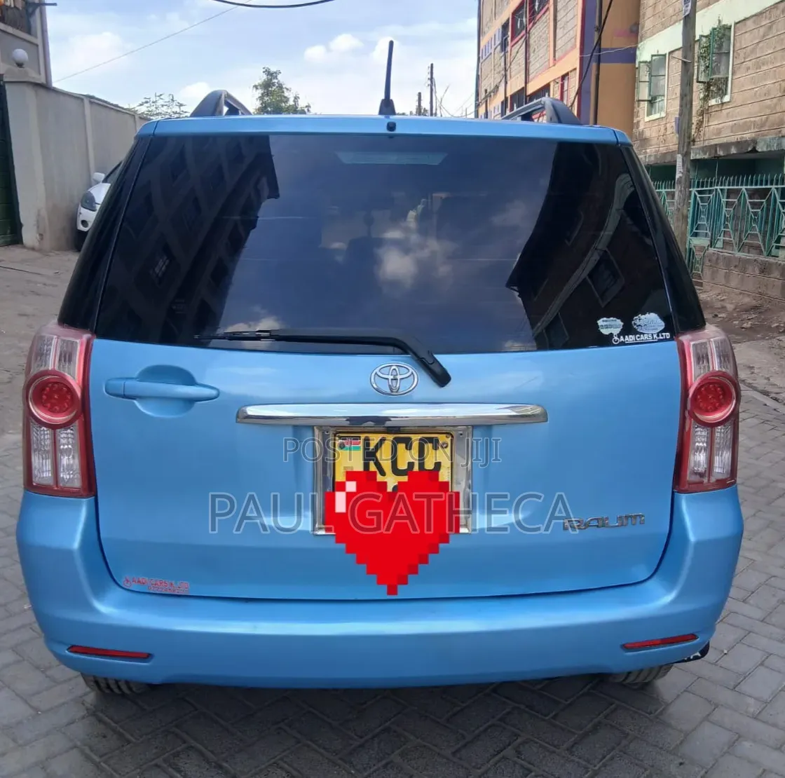 Toyota Raum 2009 Blue