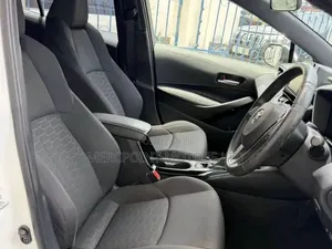 Toyota Corolla 2019 White