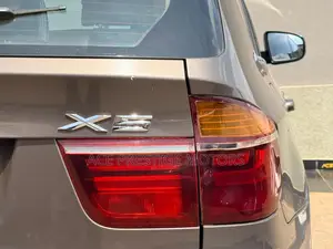 BMW X5 M 2010 Gold