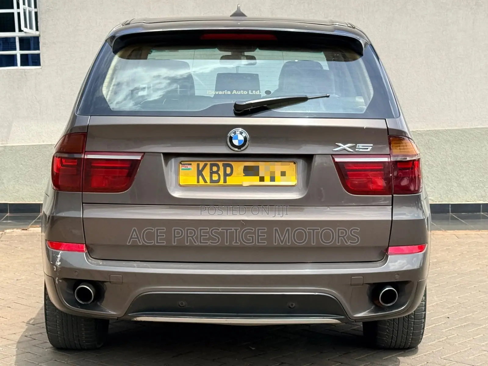 BMW X5 M 2010 Gold