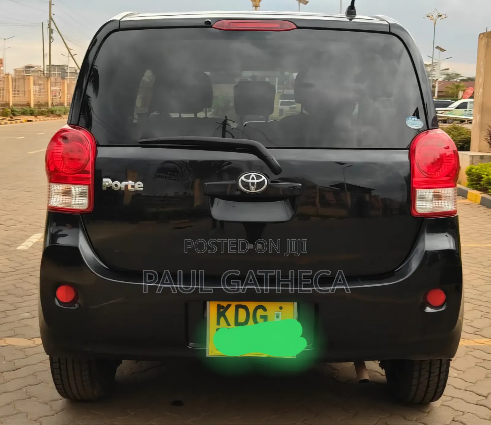 Toyota Porte 2015 Black