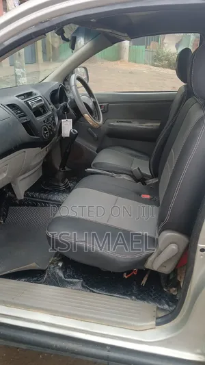 Toyota Hilux 2.5 D-4D 2008 Silver