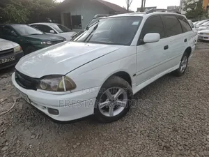 Toyota Caldina 2002 White