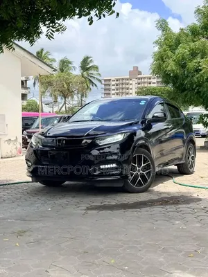 Honda Vezel 2020 Matt Black