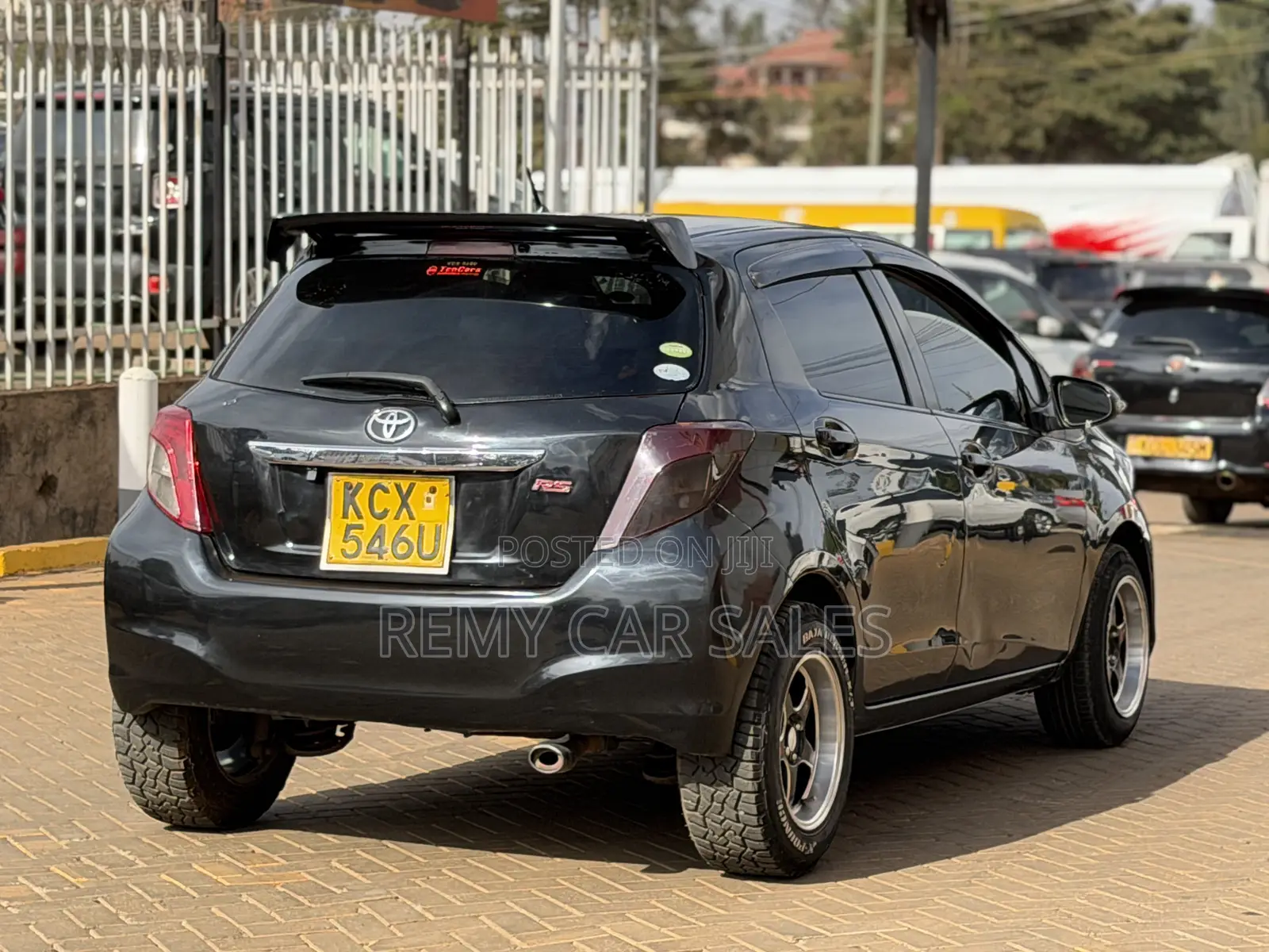 Toyota Vitz 2012 Black