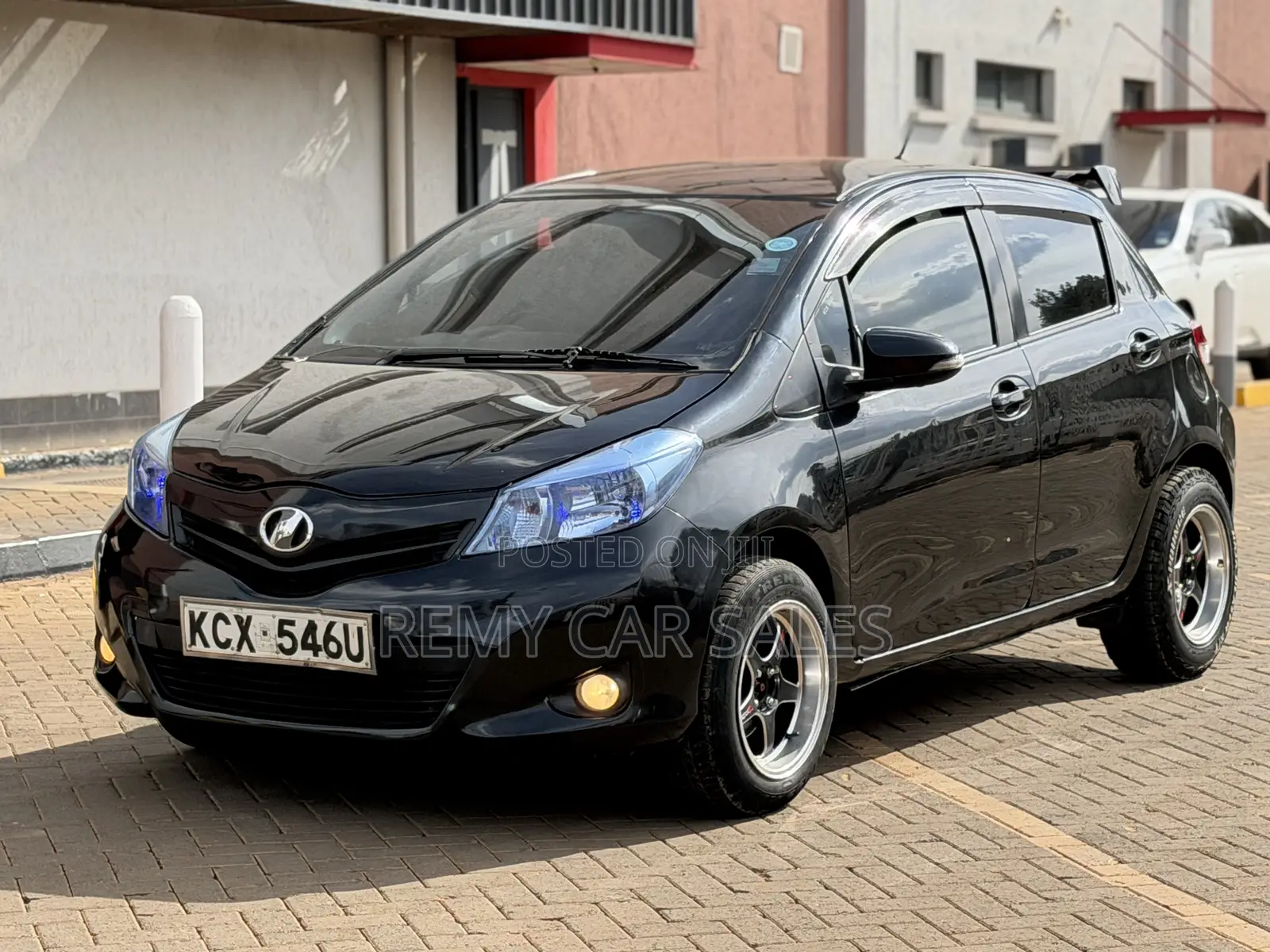 Toyota Vitz 2012 Black