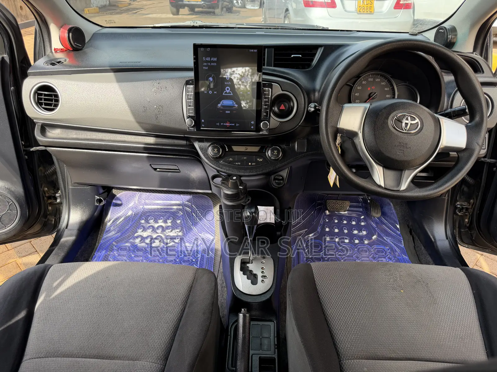 Toyota Vitz 2012 Black