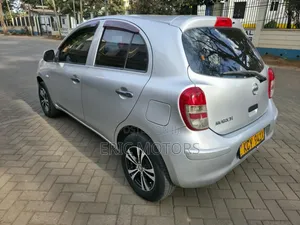 Nissan March 2012 Silver