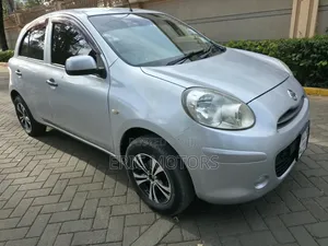 Nissan March 2012 Silver