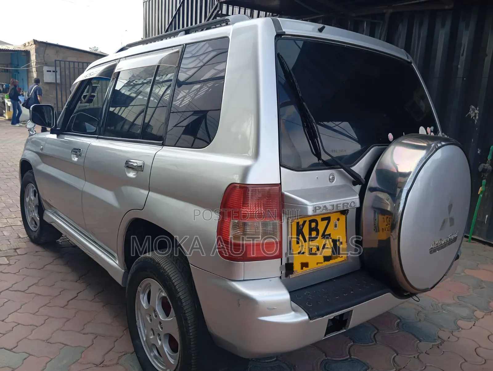 Mitsubishi Pajero IO 2007 Silver