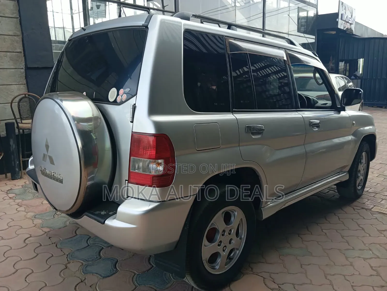 Mitsubishi Pajero IO 2007 Silver