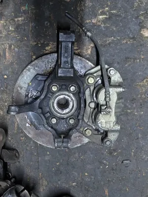 Front Hub Nissan Xtrail T31