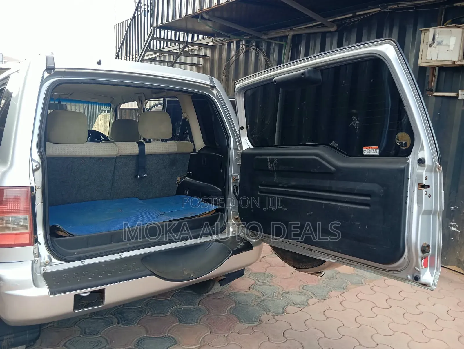 Mitsubishi Pajero IO 2007 Silver