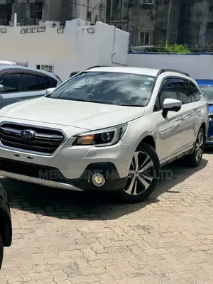 Subaru Outback Base AWD 2020 White