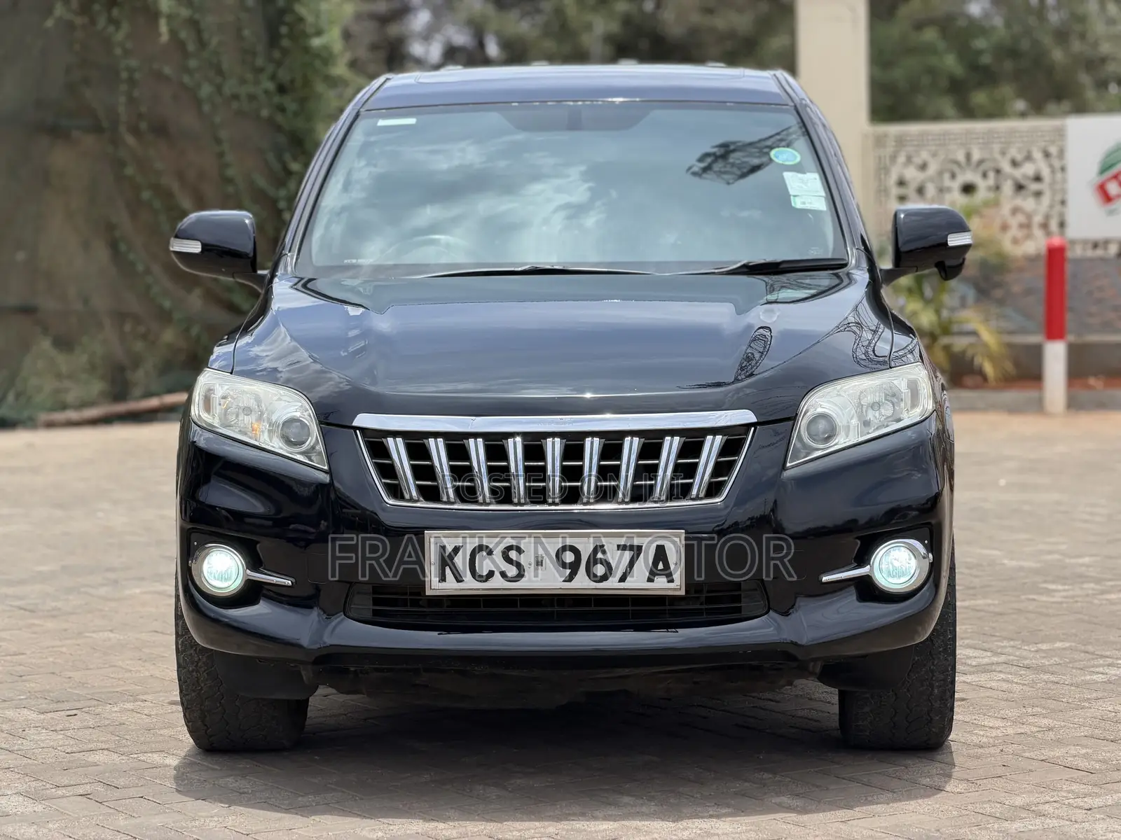 Toyota Vanguard 2012 Black