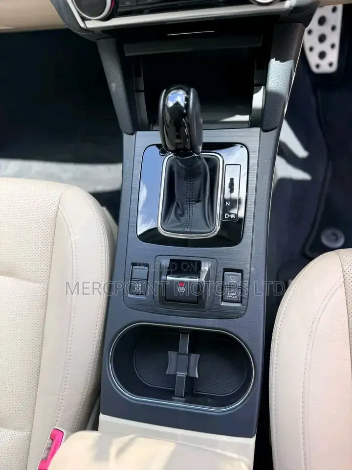 Subaru Outback Base AWD 2020 White