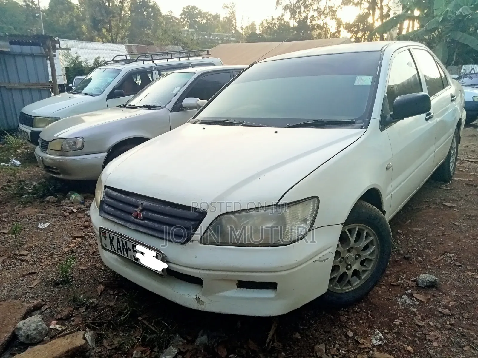 Mitsubishi Lancer 1998 White